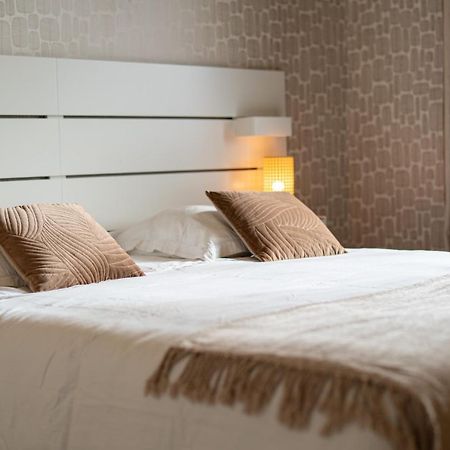 Tours Centre - Proche Gare - Parking Velo - Balcon - Arrivee Autonome Apartment Екстериор снимка