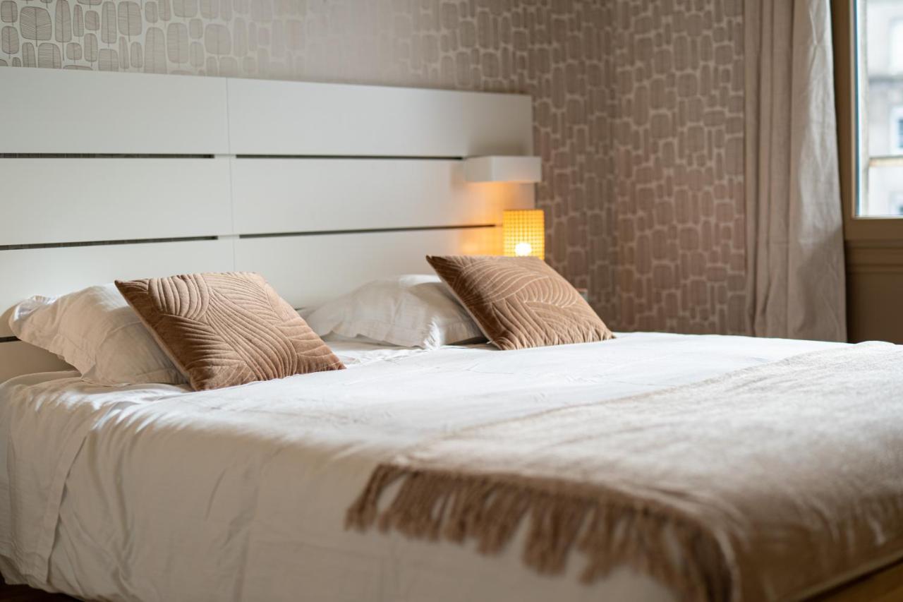 Tours Centre - Proche Gare - Parking Velo - Balcon - Arrivee Autonome Apartment Екстериор снимка