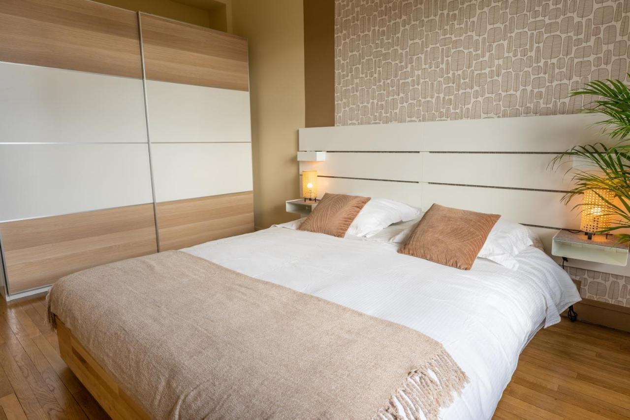 Tours Centre - Proche Gare - Parking Velo - Balcon - Arrivee Autonome Apartment Екстериор снимка