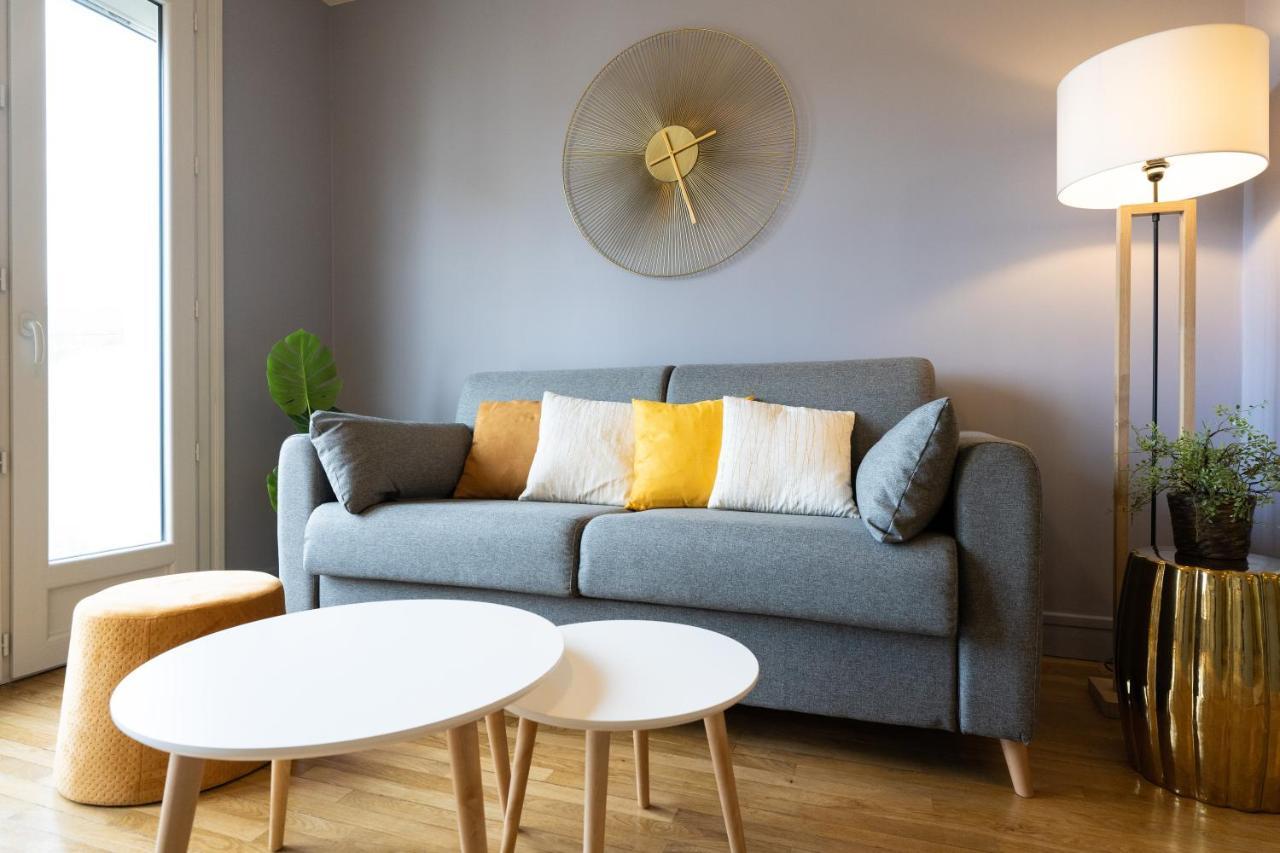 Tours Centre - Proche Gare - Parking Velo - Balcon - Arrivee Autonome Apartment Екстериор снимка