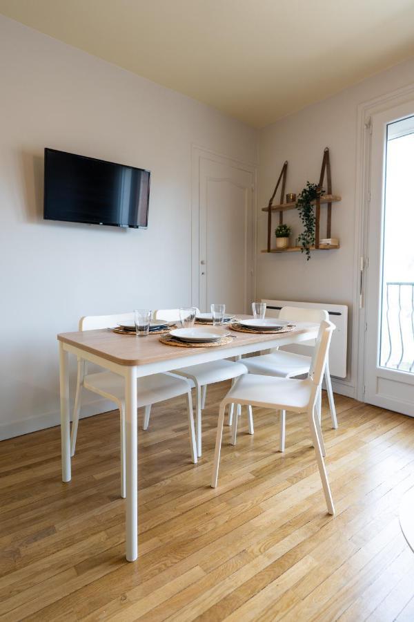 Tours Centre - Proche Gare - Parking Velo - Balcon - Arrivee Autonome Apartment Екстериор снимка